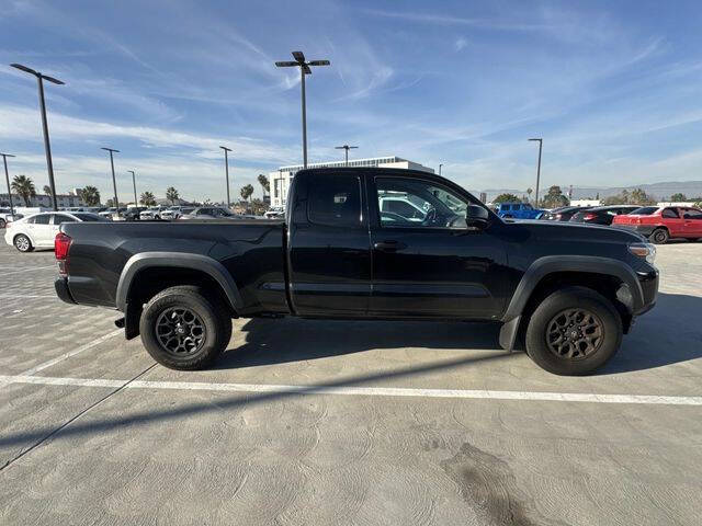 2019 Toyota Tacoma SR