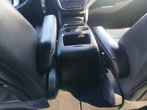 2013 Dodge Grand Caravan R/T