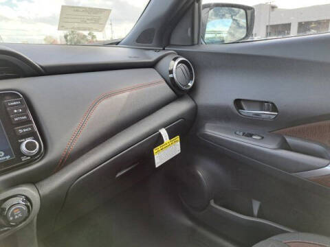 2024 Nissan Kicks SR