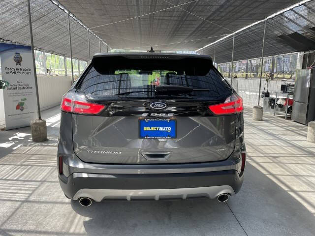 2022 Ford Edge Titanium
