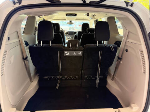 2018 Chrysler Pacifica Touring Plus