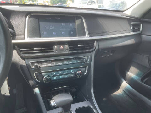 2020 Kia Optima LX