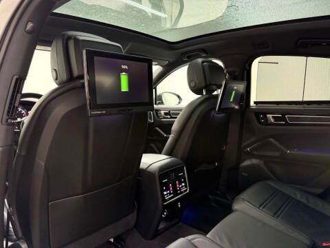 2020 Porsche Cayenne S Coupe