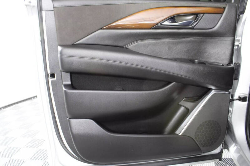 2020 Cadillac Escalade ESV Luxury