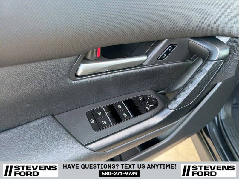 2025 Mazda CX-50 2.5 S Preferred