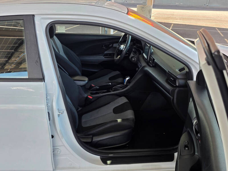 2019 Hyundai Veloster