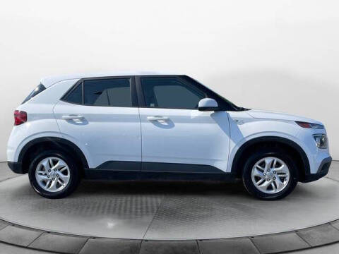 2021 Hyundai Venue SE