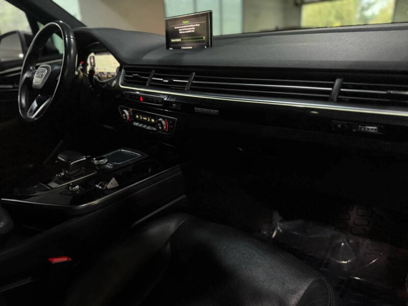 2017 Audi Q7 3.0T quattro Prestige