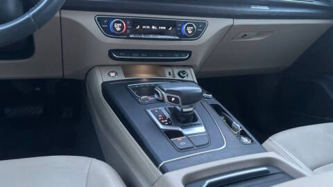2019 Audi Q5 quattro Premium Plus 45 TFSI