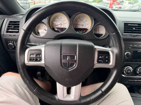2012 Dodge Challenger SXT