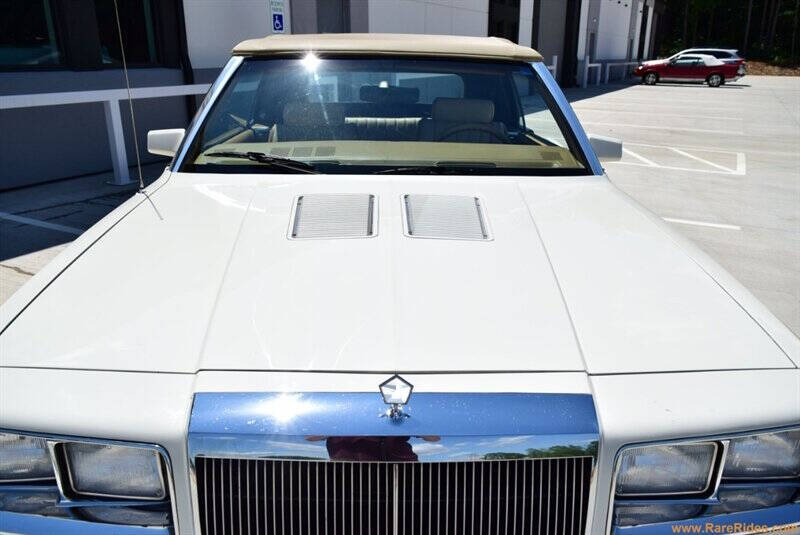 1986 Chrysler Le Baron Mark Cross Town and Country