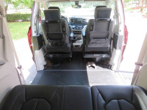 2020 Chrysler Pacifica Touring L Plus