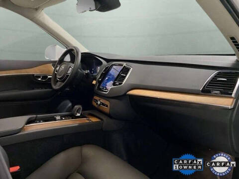 2025 Volvo XC90 B6 Plus Bright Theme 7P
