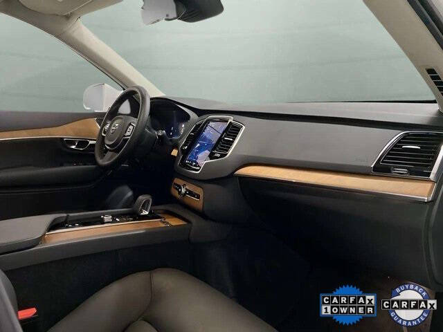 2025 Volvo XC90 B6 Plus Bright Theme 7P