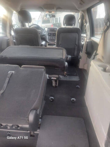 2014 Dodge Grand Caravan American Value Package