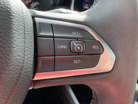 2023 Jeep Compass Altitude