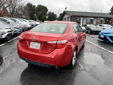 2015 Toyota Corolla LE