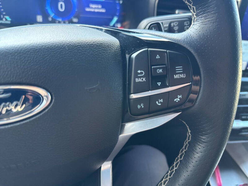 2022 Ford Explorer ST