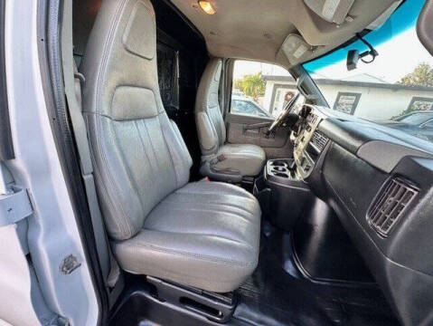 2018 Chevrolet Express 2500