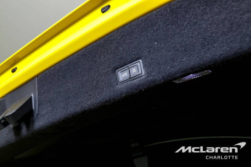 2024 Lamborghini Urus S