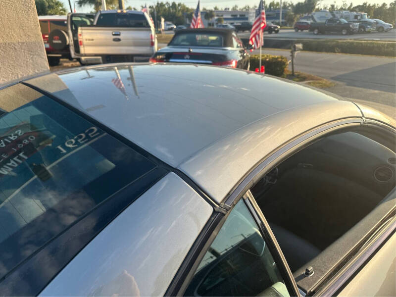 2004 Mercedes-Benz SL-Class