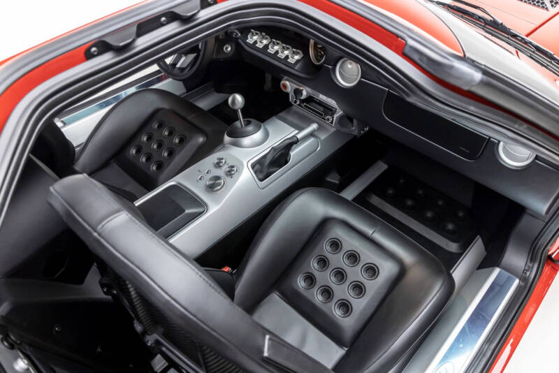 2005 Ford GT