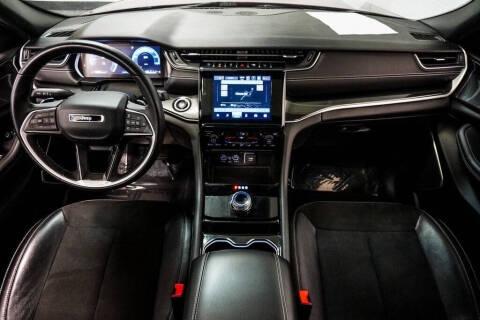 2022 Jeep Grand Cherokee L Altitude