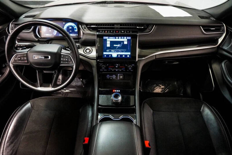 2022 Jeep Grand Cherokee L Altitude