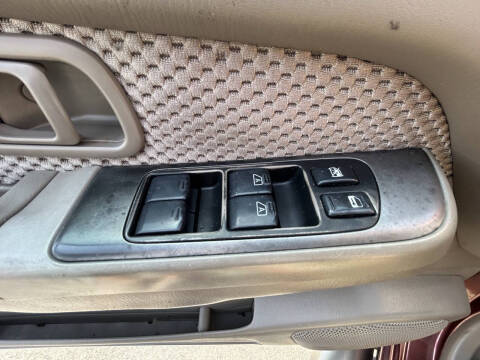2003 Nissan Pathfinder SE