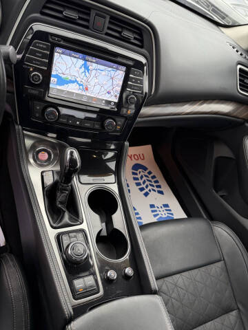 2018 Nissan Maxima Platinum