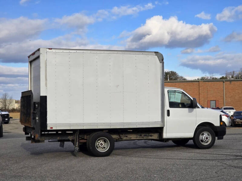 2017 GMC Savana 3500