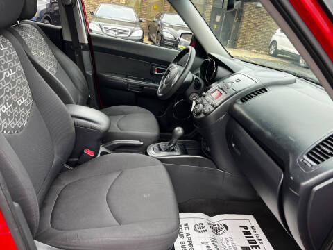 2011 Kia Soul +