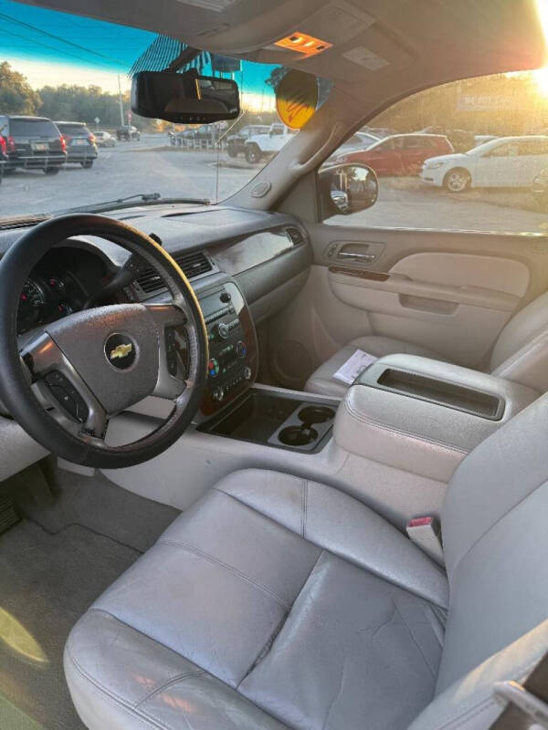 2011 Chevrolet Avalanche LT