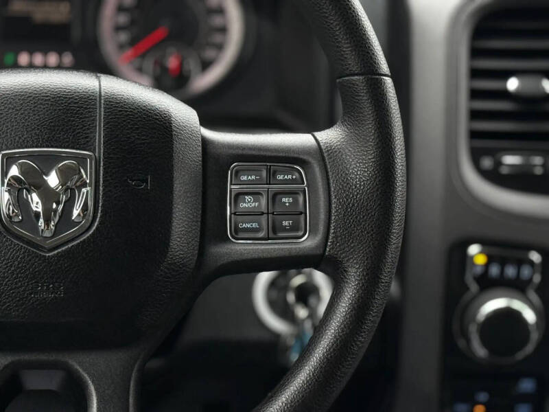 2017 RAM 1500 Express