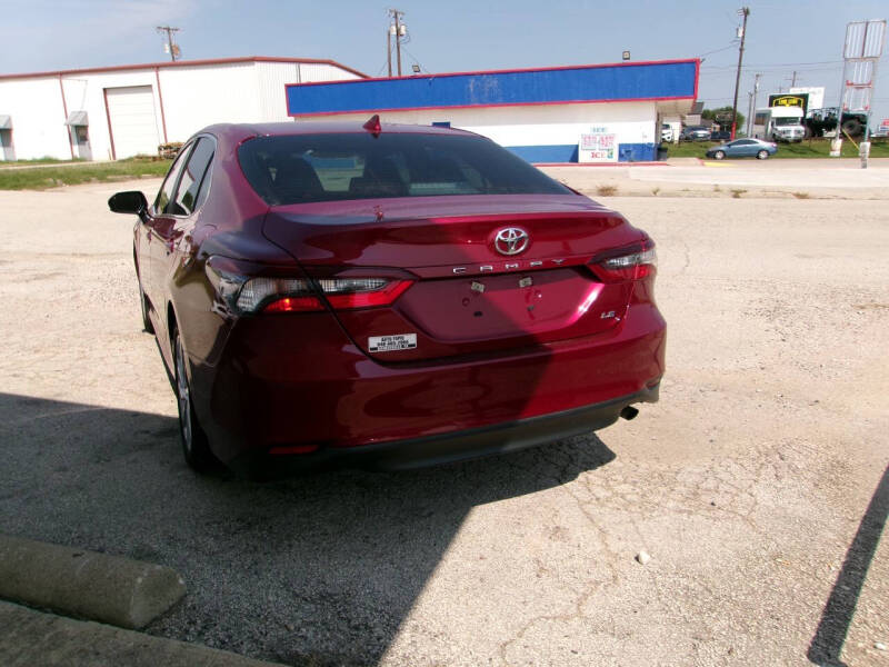 2022 Toyota Camry LE