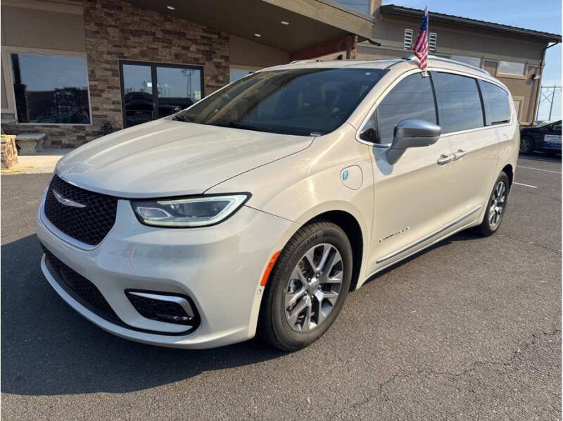 2021 Chrysler Pacifica Hybrid Pinnacle
