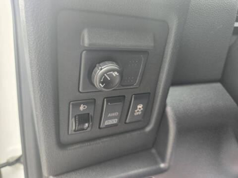 2013 Nissan Rogue SV w/SL Package