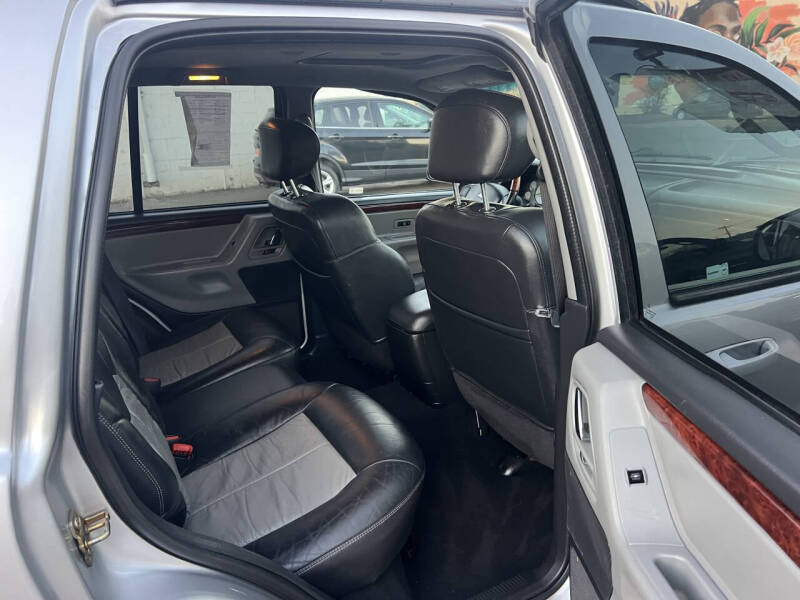 2004 Jeep Grand Cherokee Overland