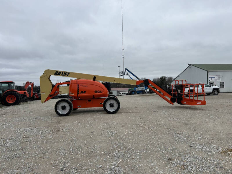 2014 JLG 60' Manlift