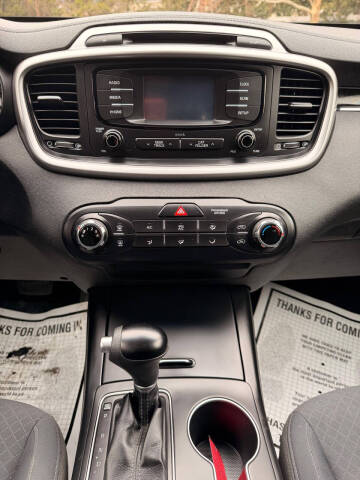 2018 Kia Sorento LX V6