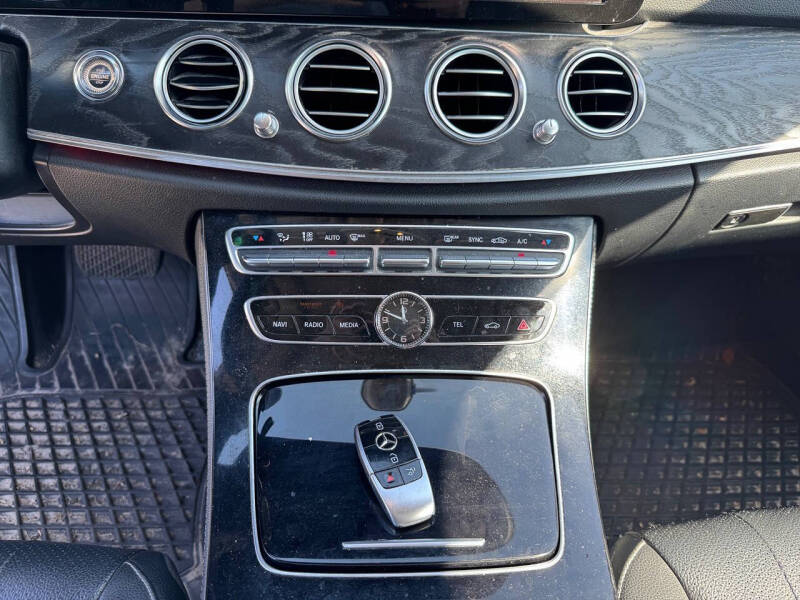 2017 Mercedes-Benz E-Class E 300 4MATIC