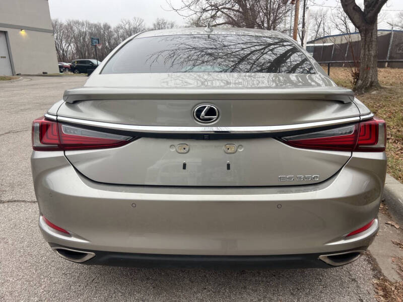 2019 Lexus ES 350