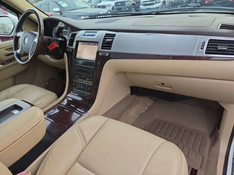 2013 Cadillac Escalade EXT Premium