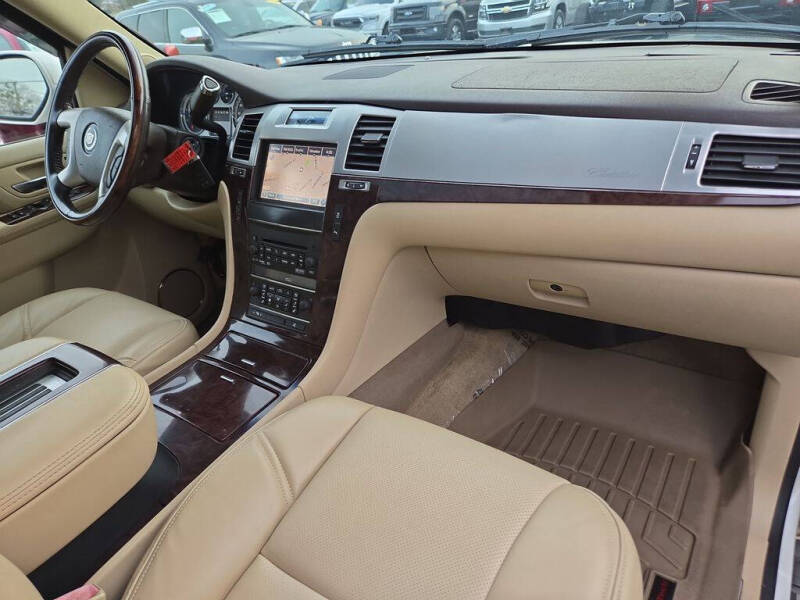 2013 Cadillac Escalade EXT Premium