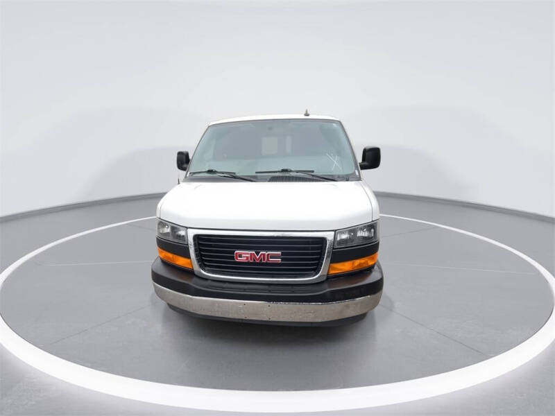 2024 GMC Savana 2500