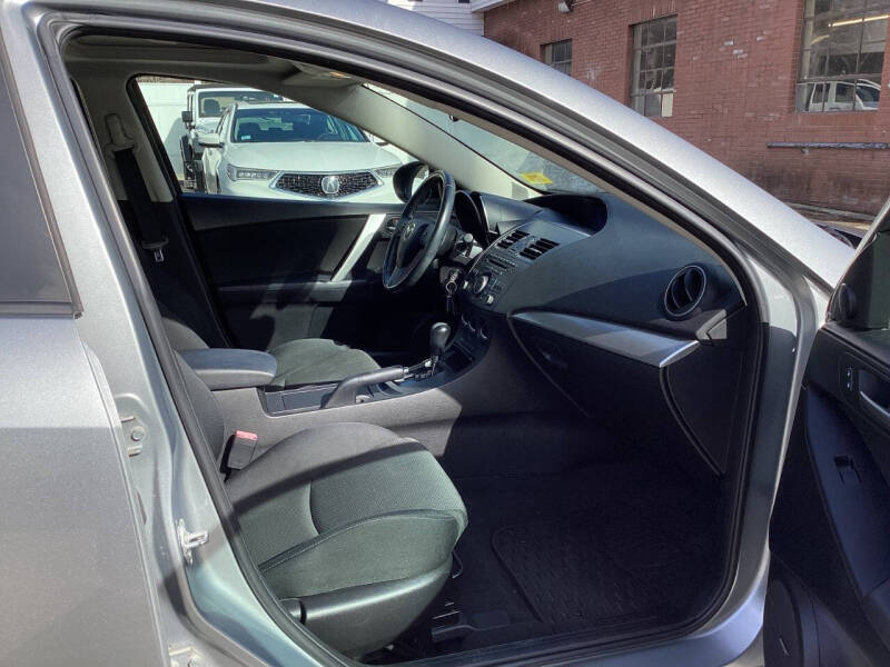 2012 Mazda MAZDA3 s Touring
