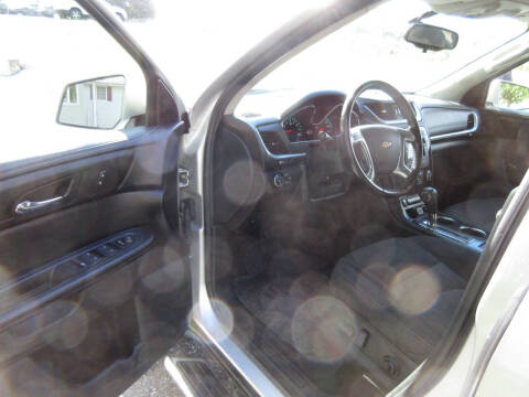 2017 Chevrolet Traverse LT