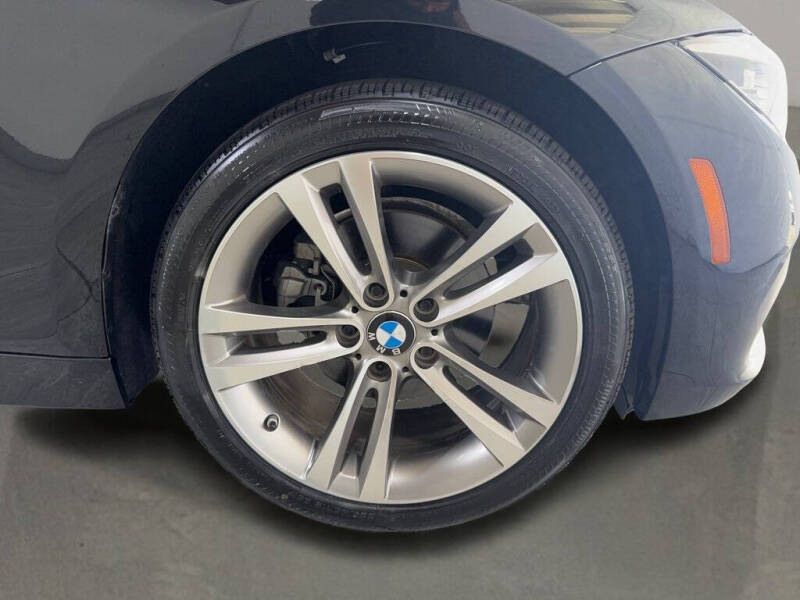 2018 BMW 3 Series 330i