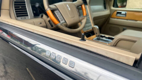 2008 Lincoln Navigator