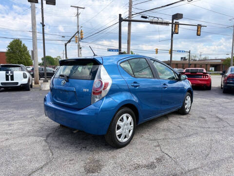 2014 Toyota Prius c Two